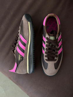 Кроссовки из натуральной замши