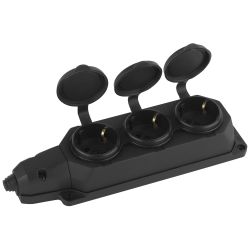 Колодка ЭРА K-3e-B-IP44 каучуковая с заземлением 3 розетки 16A IP44 черная