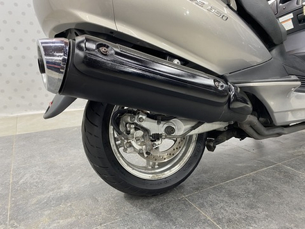 Suzuki Skywave 650 , 2002