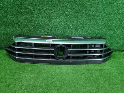 Решетка радиатора VW Jetta 7 (2018-2021)