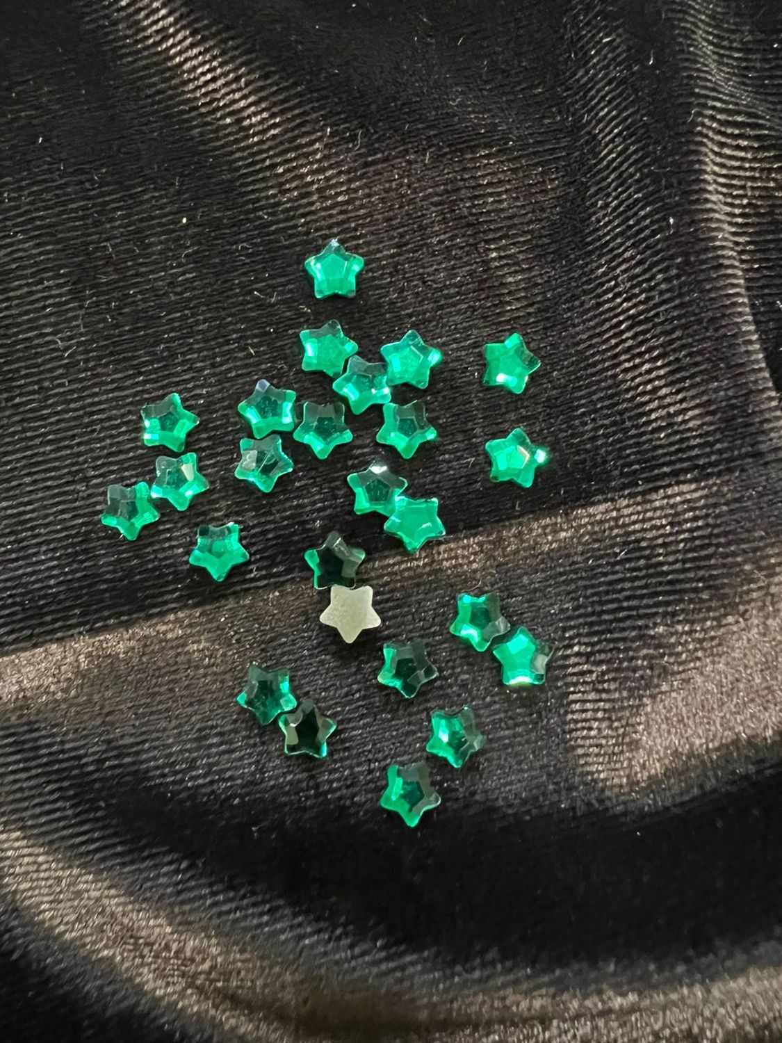 Стеклянные стразы 