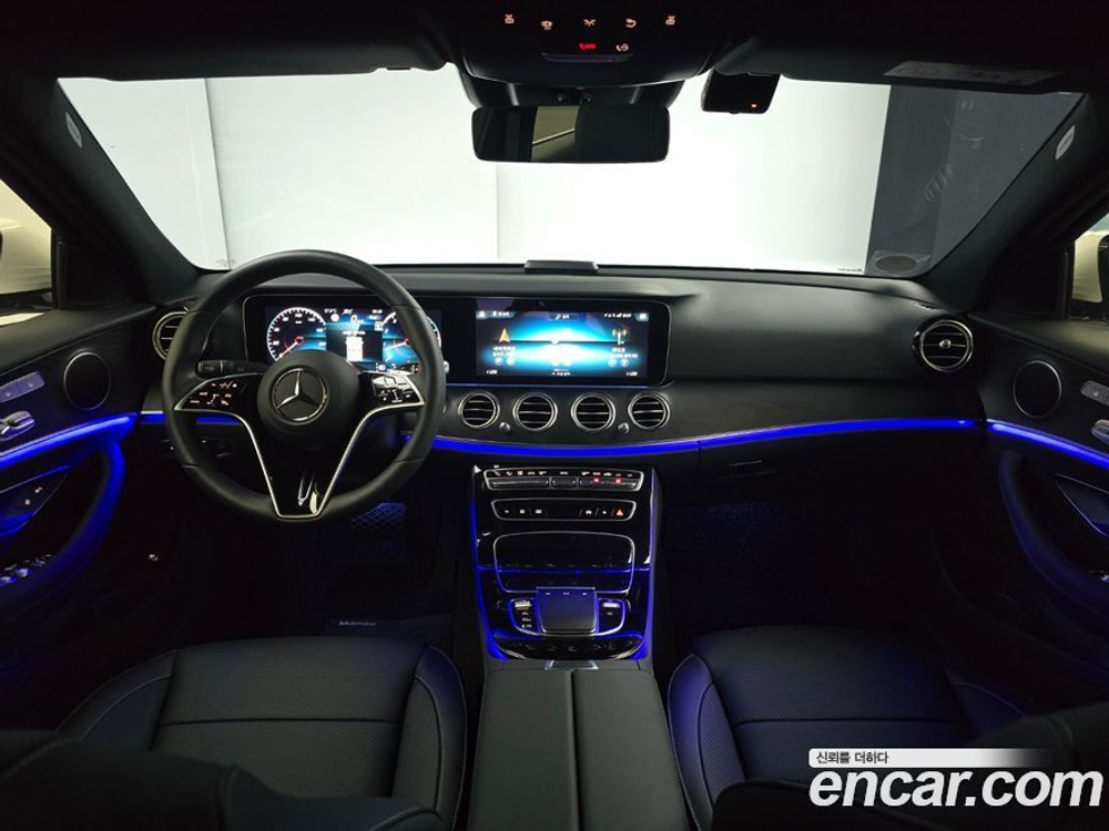 Mercedes-Benz E-Class W213 E250 Avangarde (11.2023)