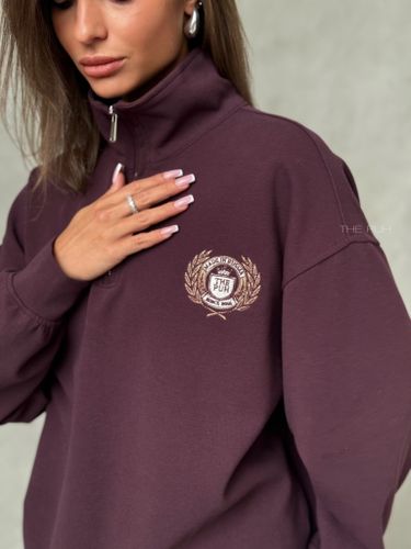 Бордовый спортивный костюм с вышивкой-лого