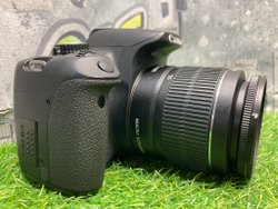 Canon 650D Kit 18-55mm 3.5-5.6 III 21.000 кадров
