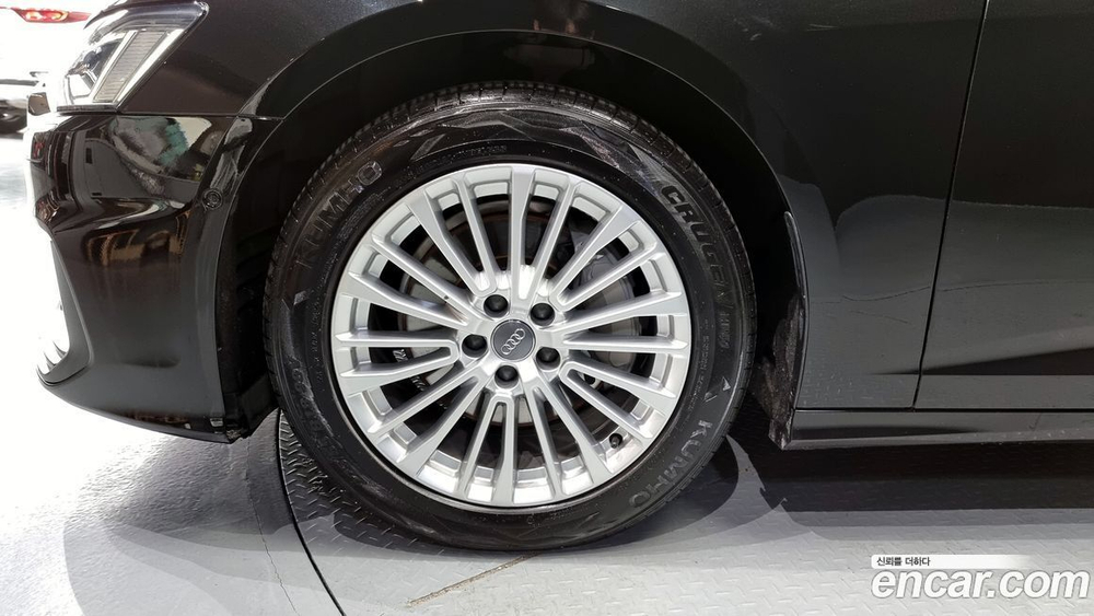 Audi A6 (C8) 45 TFSI Quattro Premium (01.2021)