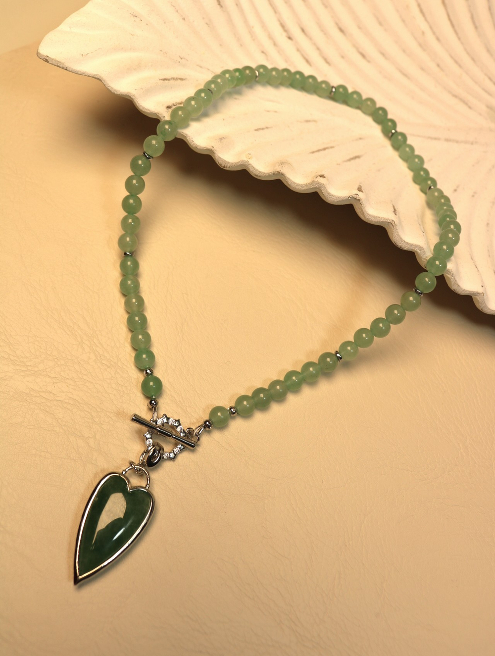 Чокер-колье из зеленого авантюрина «Зелёное сердце удачи»