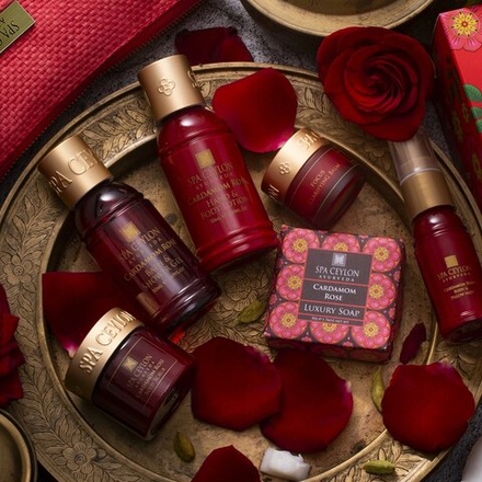Домашний спа набор "Роза и кардамон" (box)