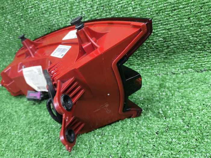 Фонарь левый внешний Porsche Macan 95b (2014-2018)