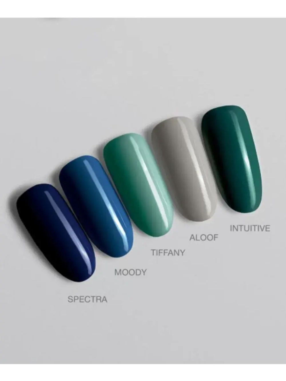 Гель лак для ногтей Luxio Moody 15 мл