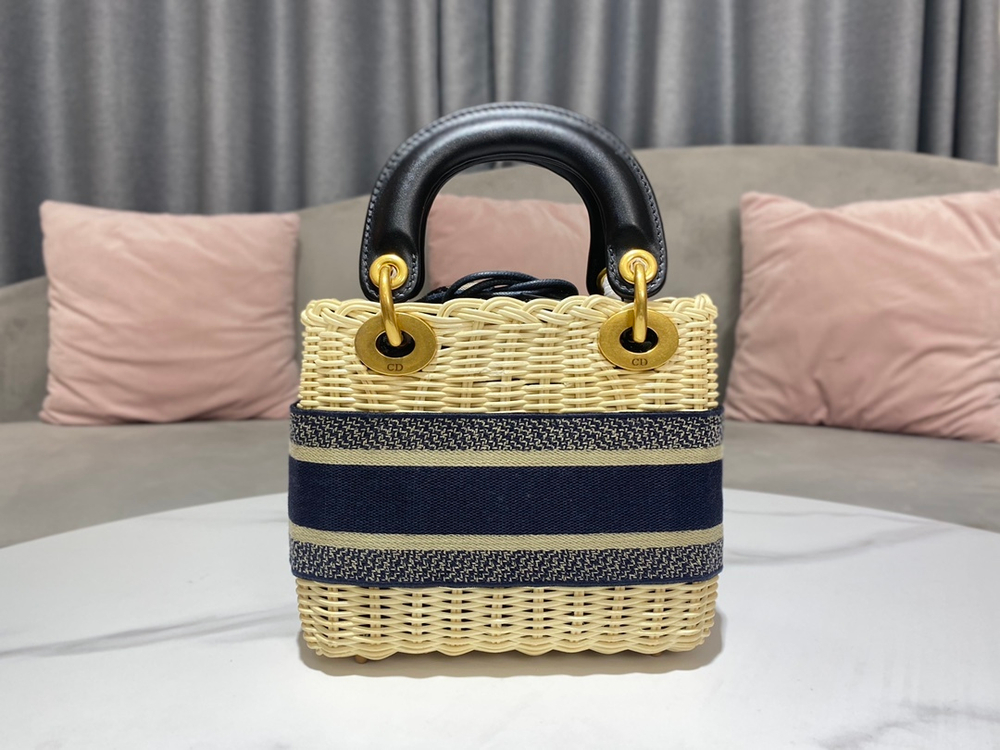 Christian Dior Lady Dior 17 cm