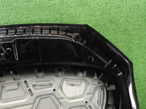 Капот Geely Monjaro (2021-н.в.)