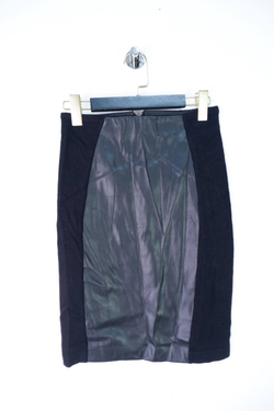 Юбка Love Republic прямая со вставкой, визуально 42 размер