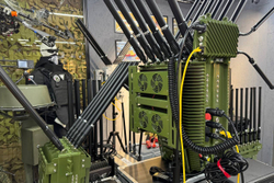 Комплекс РЭБ Скания D30 100-6200 МГц мощность 1500W с детектором Сфера