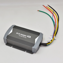 Автоматическое зарядное устройство BERKUT Specialist DC-40A