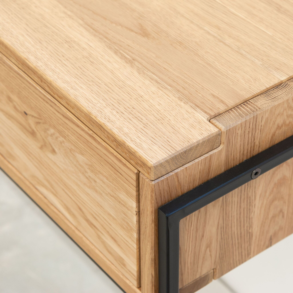 Туалетный столик 2 ящика из дикого дуба