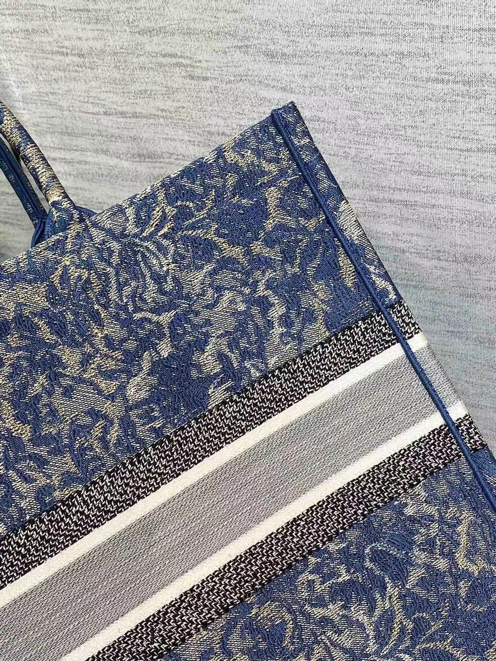 Christian Dior Book Tote 42 cm