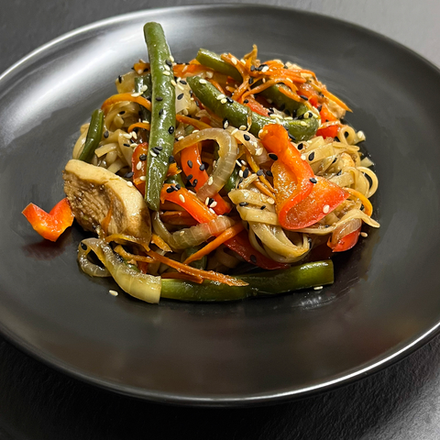 Удон с курицей