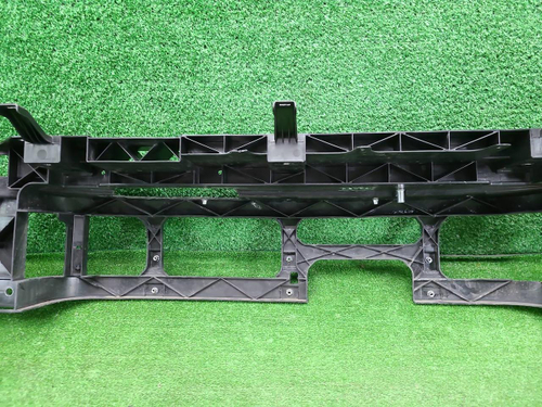 Телевизор Lixiang L9 (2022-н.в.)