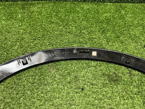 Накладка фары левая Mini Hatch F66 (2024-н.в.)