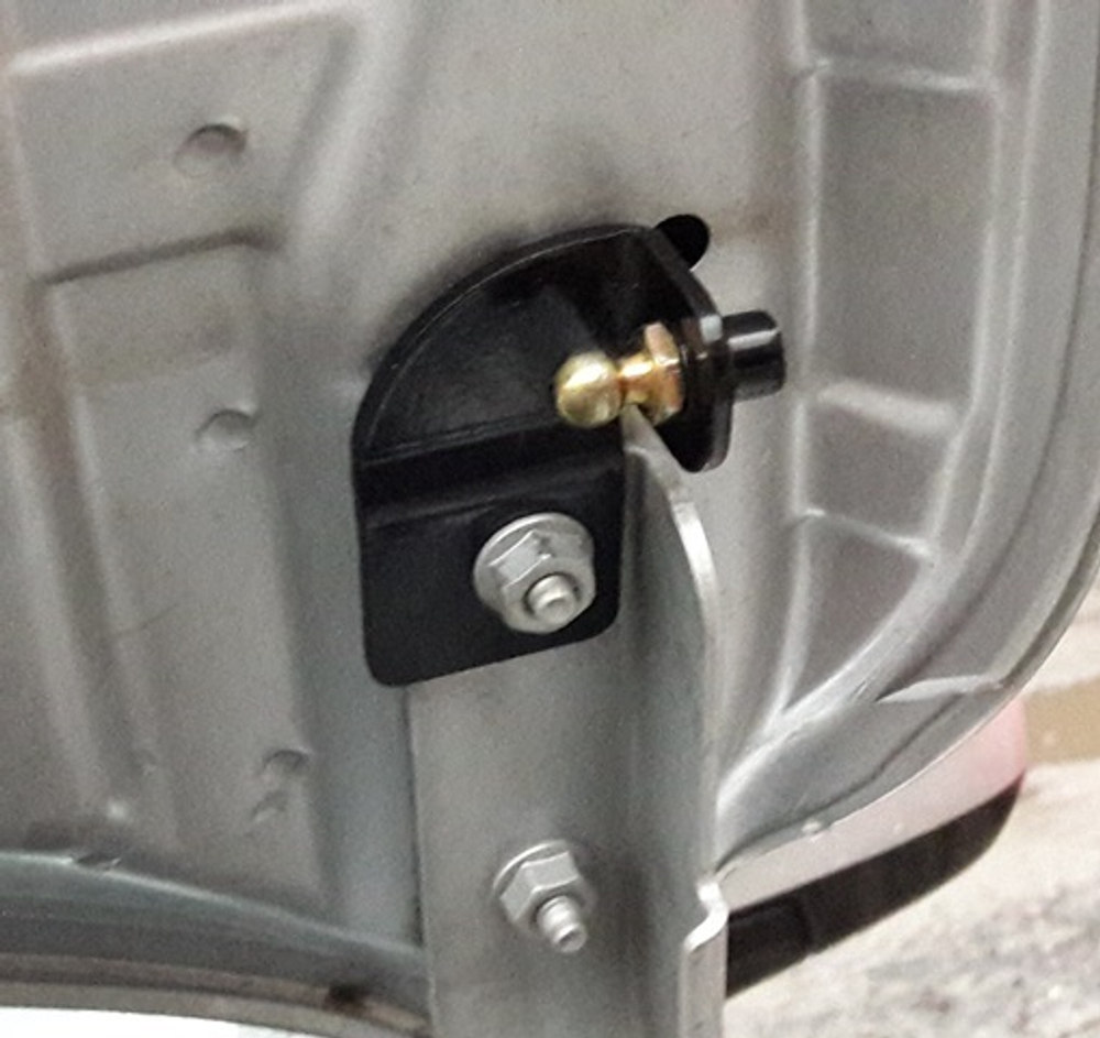 Упор (амортизатор) капота для Nissan Sentra B17 (2014-2019) Autoinnovation.01-11