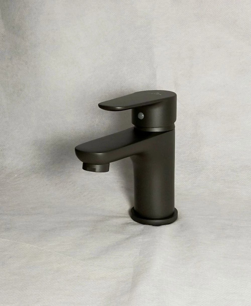 Смеситель Sanday умывальник 34374-26