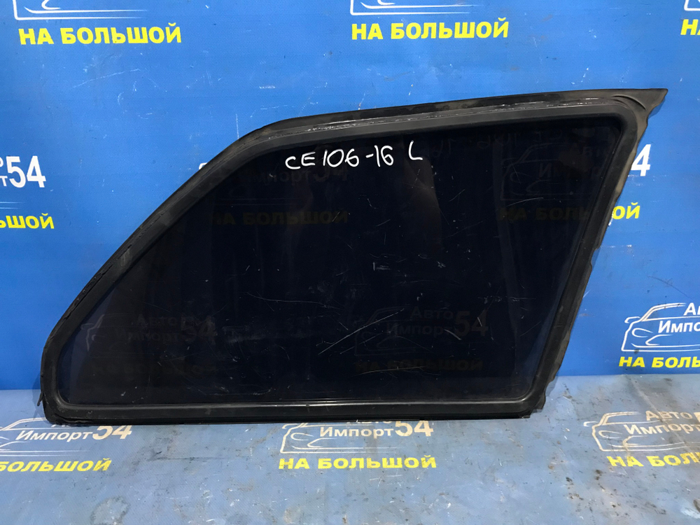Стекло багажника левое TOYOTA COROLLA 1995
