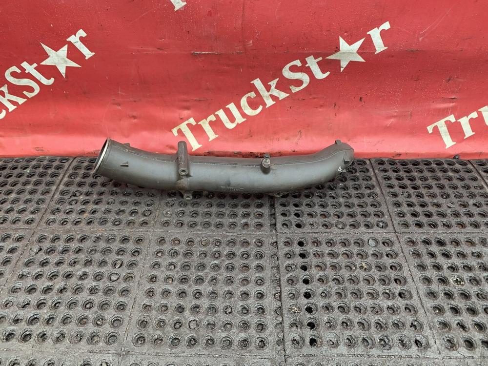 Патрубок интеркулера