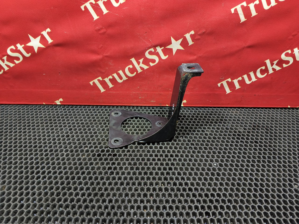 Кронштейн патрубка воздушного фильтра 2021г.