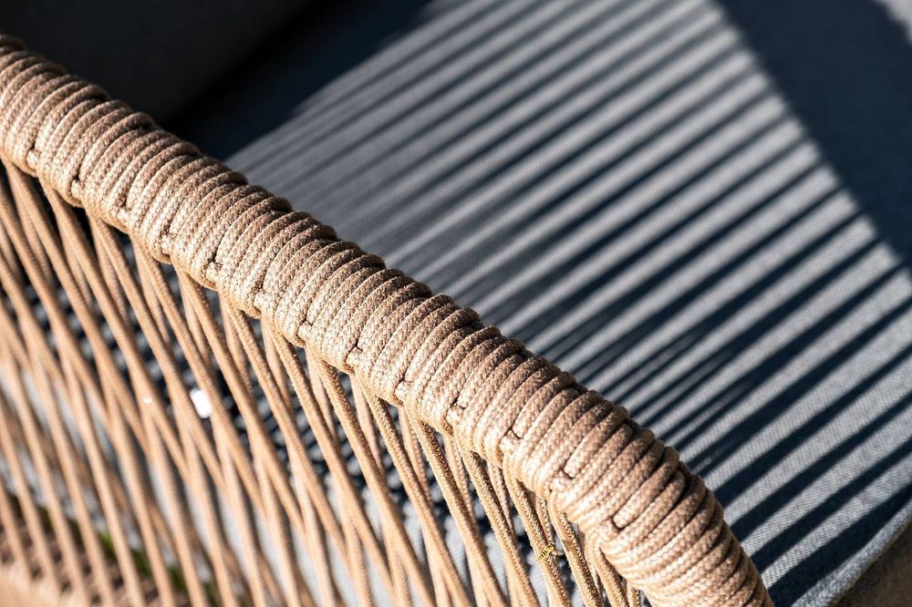 "Канны" лаунж-зона 5-местная из роупа со столом "Верона" (серый гранит), каркас алюминиевый коричневый, роуп коричневый