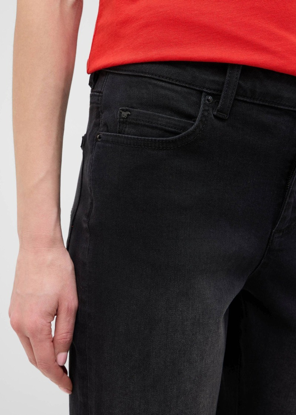 Джинсы женские MUSTANG Crosby Relaxed Straight