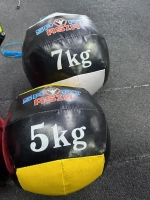 Медицинбол утяжелитель 5 кг для фитнеса, бокса и ЛФК