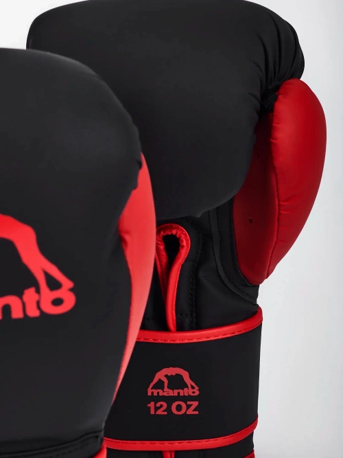 Боксёрские перчатки MANTO ESSENTIAL чёрно-красные