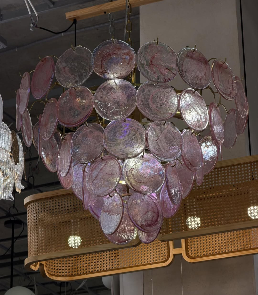 Люстры из художественного стекла
