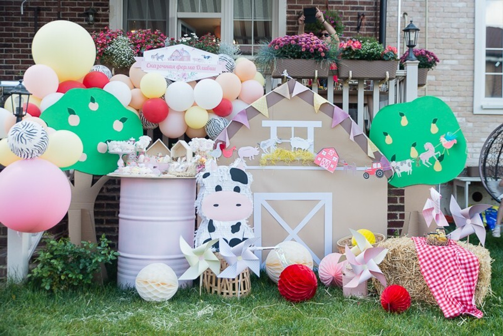 Farm Party at home