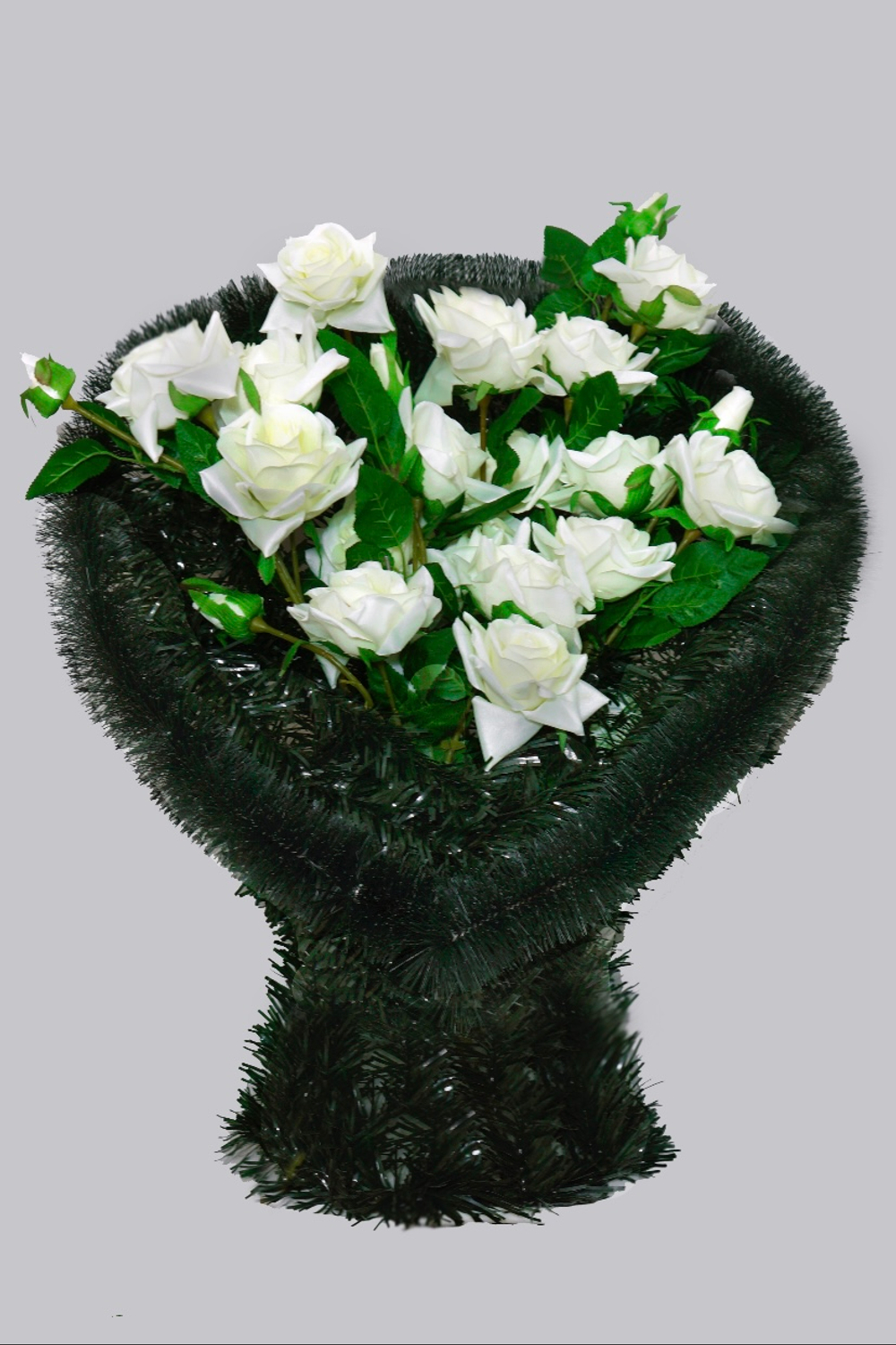 Корзина 80 см белые розы