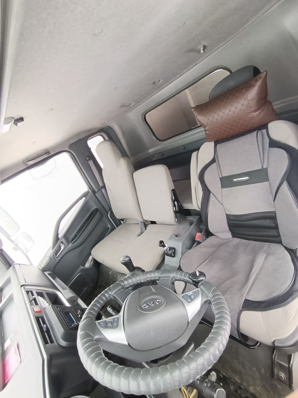JAC N120 Изотермический/рефрижератор 4795YC (Рефрижератор, дизельный, 4.5 л, 207 л.с. МТ)