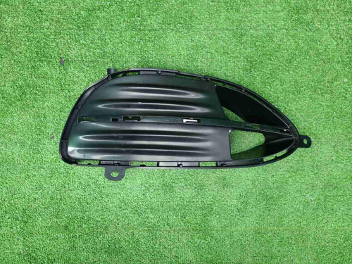 Накладка ПТФ правая Mercedes Е W212 (2013-2016)