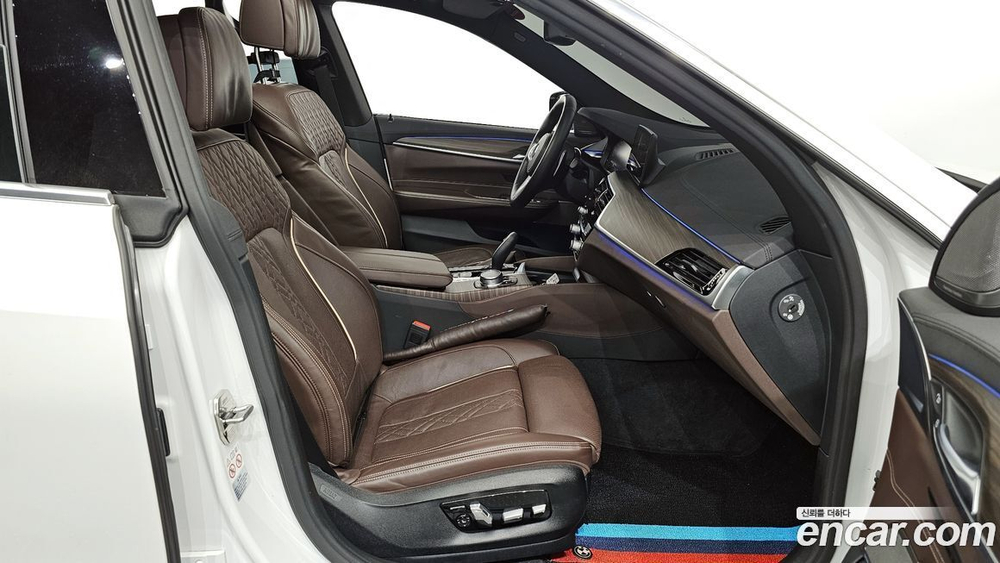 BMW 6 Series GT (G32) 640i xDrive M Sports (09.2020)