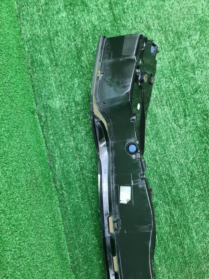 Фонарь крышки багажника Porsche Macan 95b (18-21)