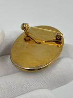 Брошь Камея