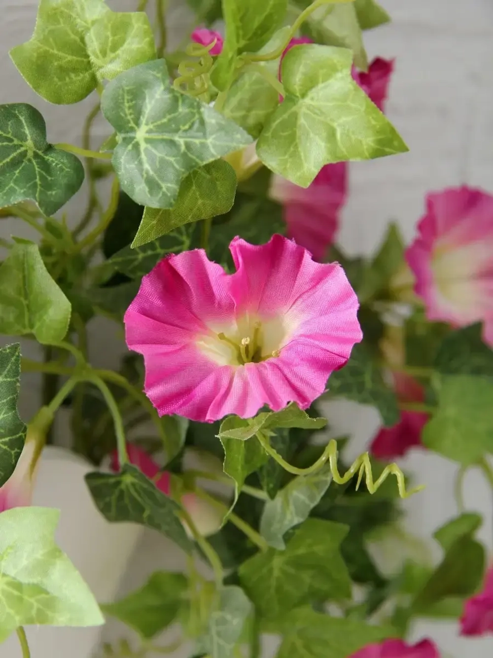 Искусственные цветы для декора в кашпо