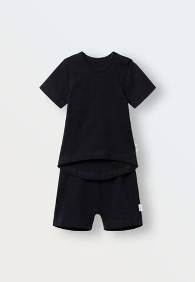 Комплект шорты и футболка (черный)