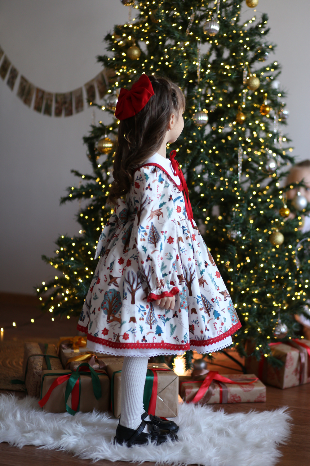 Платье "Лилия" со съемным воротником нг звери