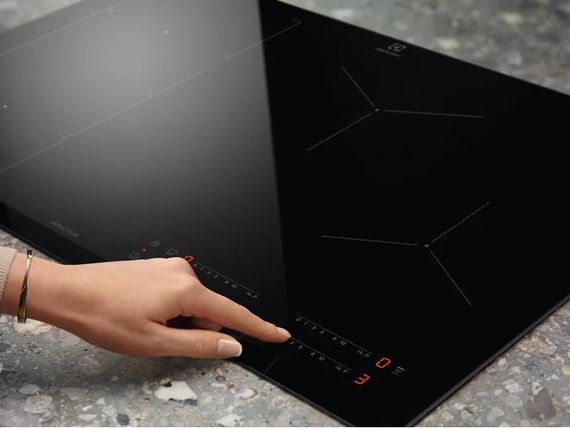 Варочная панель Electrolux EIS62443