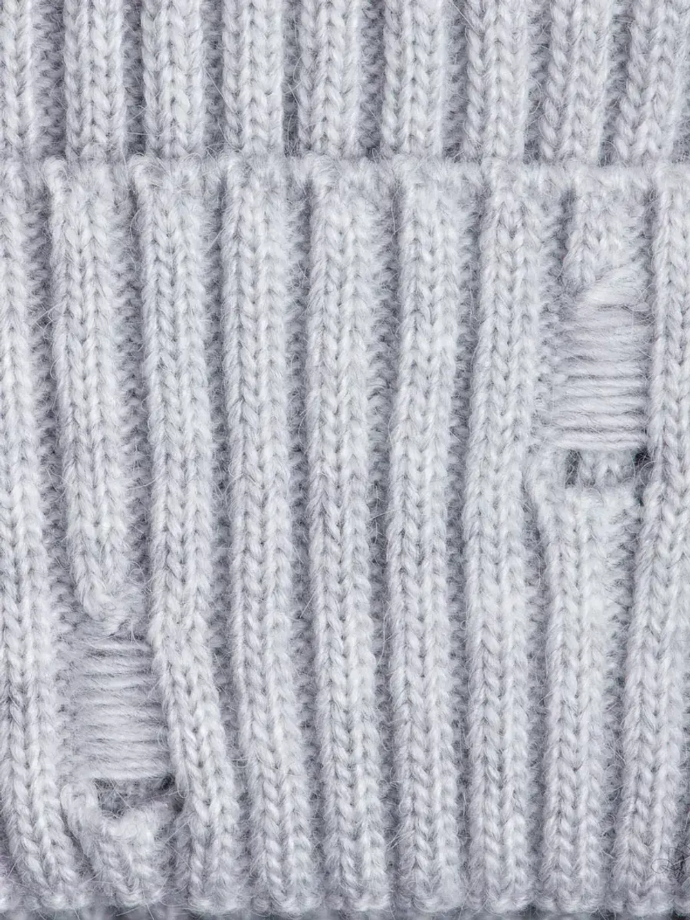 Шапка бини рваная и снуд осенняя