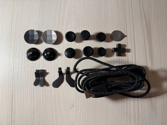 Геймпад / Джойстик Microsoft Xbox Elite Wireless Controller Series 2 Core White Б/У