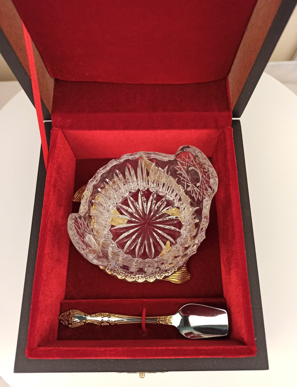 Икорница "Осетровая" с золочением и серебрением