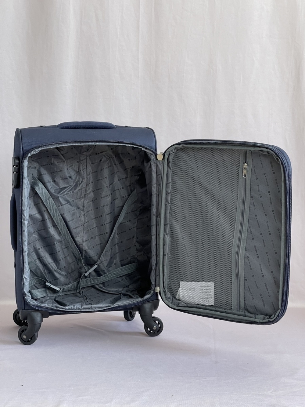 Тканевый чемодан 4Roads 6089 Темно-синий (S)