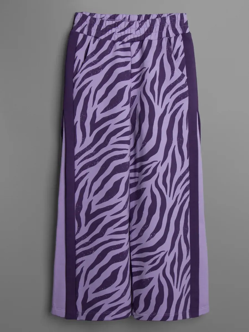 Костюм для девочки на осень