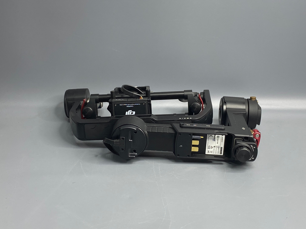 DJI Ronin-M нет аккумулятора